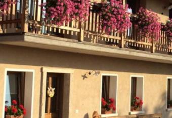 Bed & Breakfast Col Mazzet has Balcony rooms