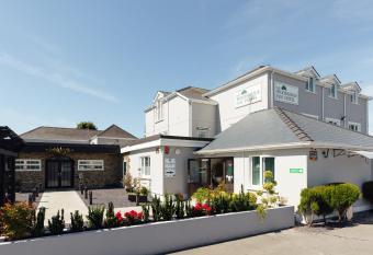 The Imperial Dragon Hotel has Balcony rooms
