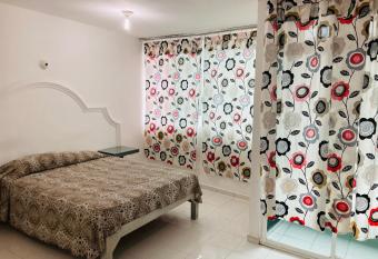 La Sirenita has Balcony rooms