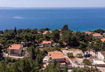 Apartments with a parking space Ivan Dolac, Hvar - 15784 has Balcony rooms