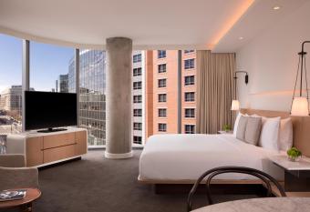 Conrad Washington, DC has Balcony rooms