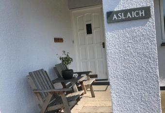 Aslaich allows 18 year olds to book a room