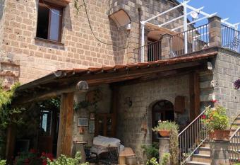 Agriturismo L Olivara has Balcony rooms