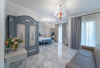 Hotel Colomba D Oro has Balcony rooms