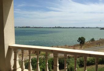 La Cer has Balcony rooms