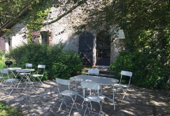 Mas Massicq allows 18 year olds to book a room