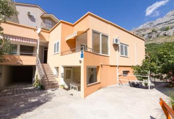 Apartman Vuli   has Balcony rooms