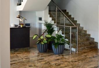 Q8 Boutique Hotel allows 18 year olds to book a room