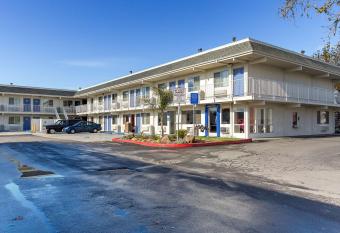 Studio 6 Hayward Ca Silicon Valley Gateway allows 18 year olds to book a room