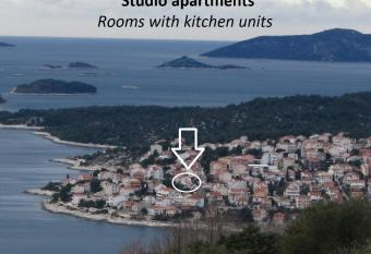 Villa 5 palms allows 18 year olds to book a room