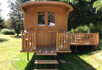 Domaine des Z Ail  s has Balcony rooms