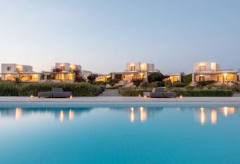 Stagones Luxury Villas allows 18 year olds to book a room