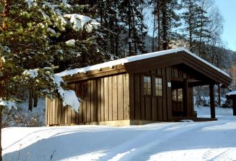 Hunderfossen Cottages allows 18 year olds to book a room