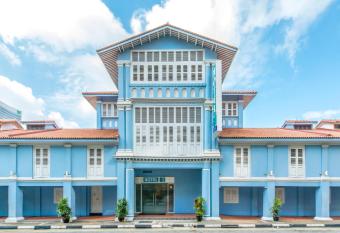 Hotel 81 Heritage allows 18 year olds to book a room