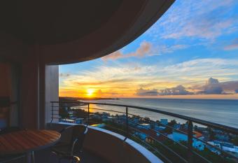 Hotel Sunset Hill has Balcony rooms