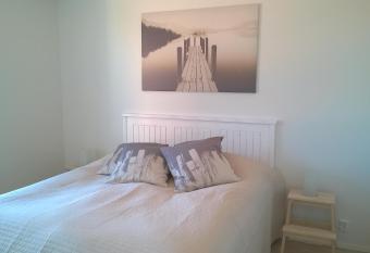 Lutakko Apartment with free car parking allows 18 year olds to book a room