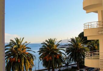 Andy Apartments has Balcony rooms