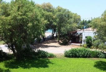 Rooms Leonidas has Balcony rooms