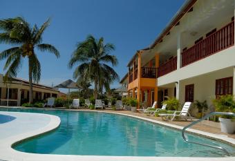 Aruba Quality Apartments & Suites has Balcony rooms