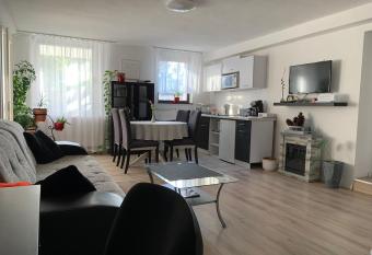 Piknik Apartmant has Balcony rooms