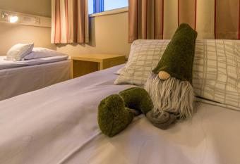 Santa s Hotel Rudolf allows 18 year olds to book a room