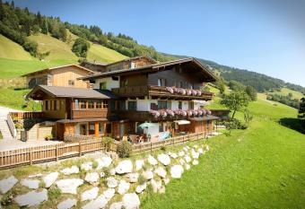 MH Appartement Hochwimmer has Balcony rooms