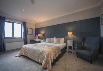 Highfield Hotel has Balcony rooms