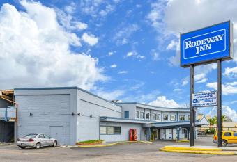 Rodeway Inn has Smoking/Balcony rooms