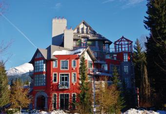 Alpenglow Lodge by MVA has Balcony rooms