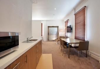 Ikon Hotel allows 18 year olds to book a room