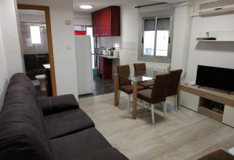 apartamento Mi  es allows 18 year olds to book a room