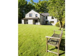 Foxlow Coach House allows 18 year olds to book a room