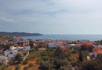 Aurora has Balcony rooms