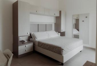 Hotel Caravel has Balcony rooms