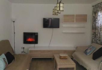 La Villa has Smoking rooms