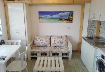 INFINITY Blue 3 allows 18 year olds to book a room