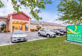 Quality Inn & Suites allows 18 year olds to book a room