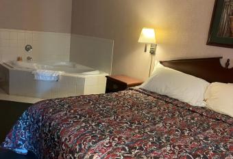 OYO Hotel East Macon I-75 has Smoking rooms