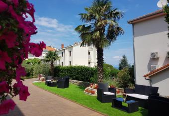 Pansion Katarina has Balcony rooms