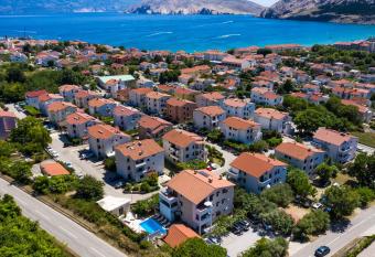 Apartments Maja has Balcony rooms