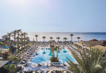 Esperides Beach Resort allows 18 year olds to book a room