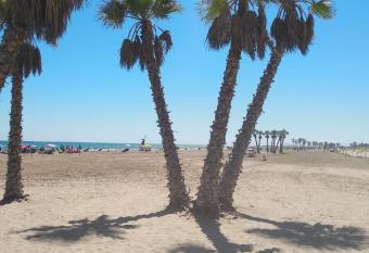 Apart. BREZO Nova-Canet. Playa allows 18 year olds to book a room