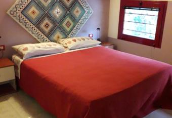 Nova House has Smoking rooms