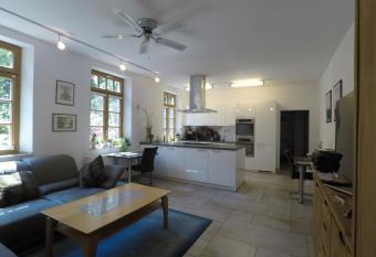 Ferienwohnung auf dem Sturmhof allows 18 year olds to book a room