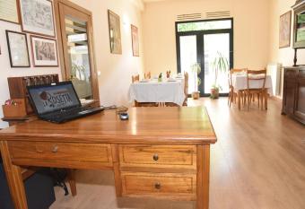 Albergo La Rosetta has Balcony rooms