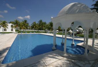 Hotel Aldea del Bazar & Spa allows 18 year olds to book a room