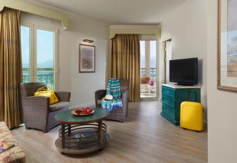 Herods Boutique Eilat a Premium collection by Fattal Hotels allows 18 year olds to book a room