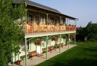 Afrodita has Balcony rooms