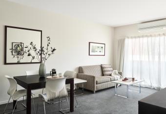 Punthill Essendon has Balcony rooms