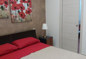 La dimora di Vituccio B&B has rooms with a private hot tub